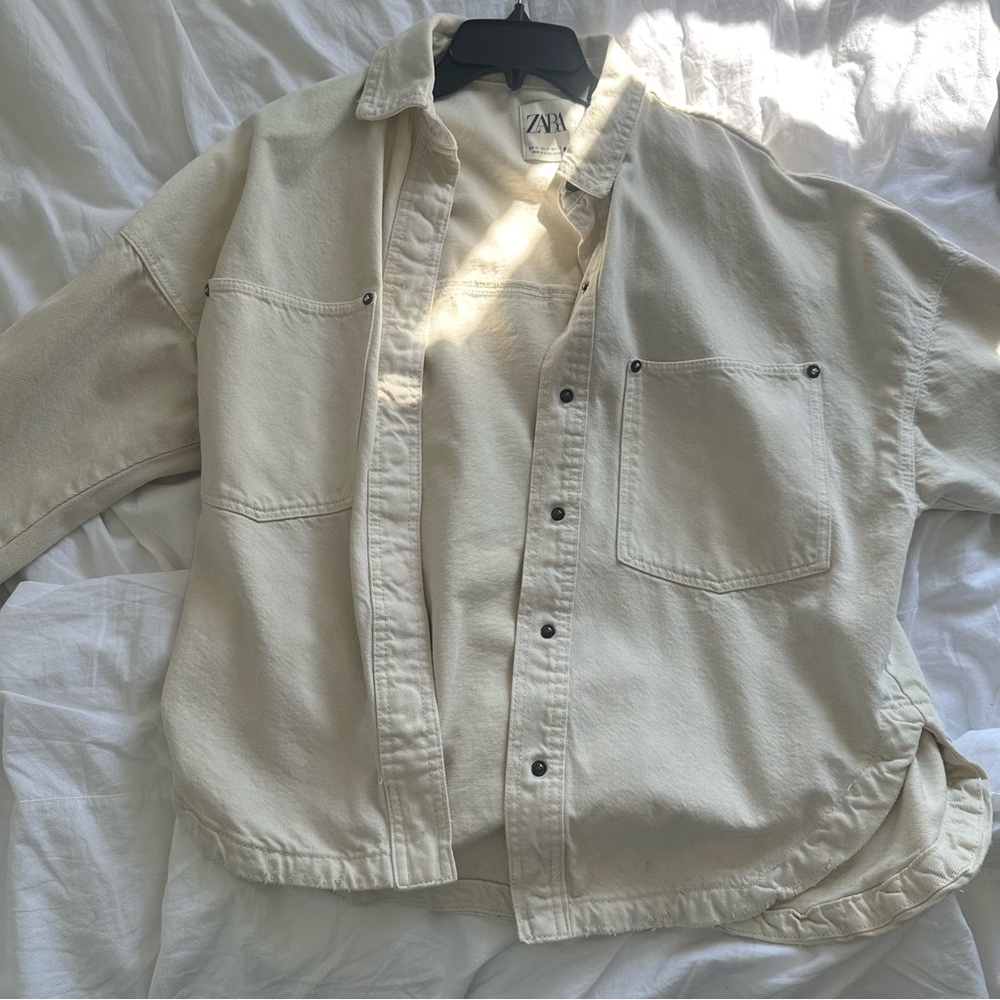 White Zara jacket size XS